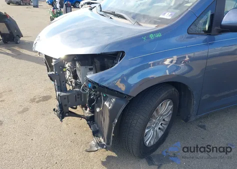 2017 Toyota Sienna Xle 8 Passenger from USA, damaged, VIN 5TDYZ3DC5HS865506